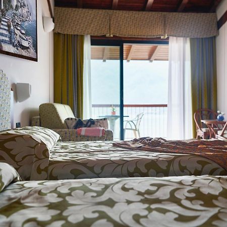 Hotel Ilma Lake Garda Resort Limone sul Garda Exterior photo
