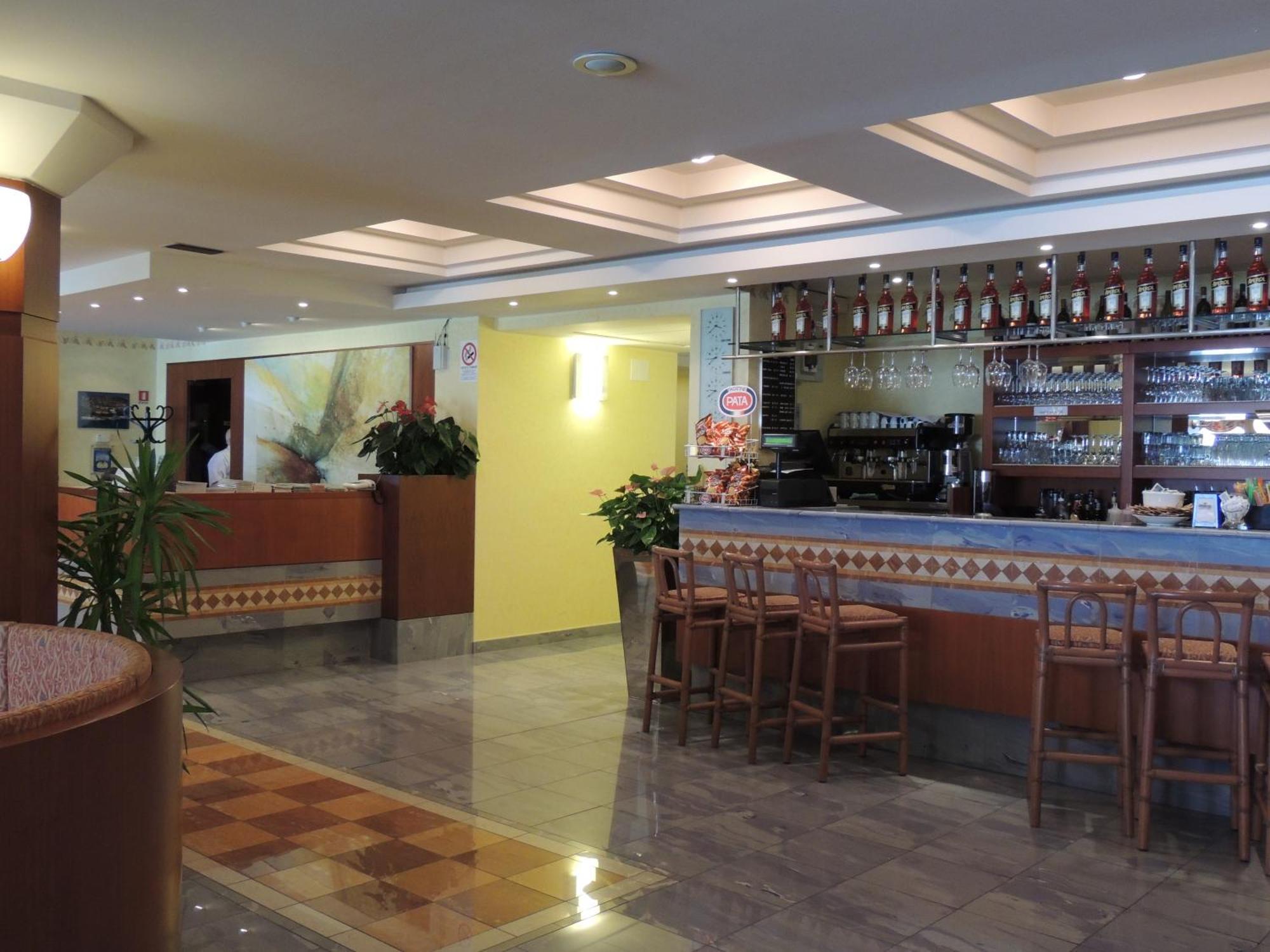 Hotel Ilma Lake Garda Resort Limone sul Garda Exterior photo